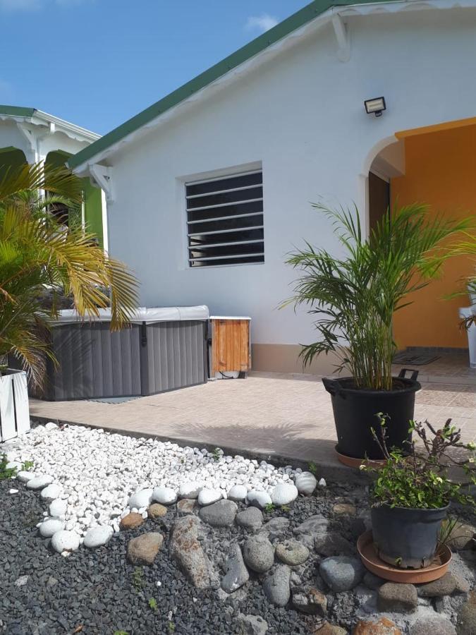 Bikamado Aparthotel Deshaies Exterior foto